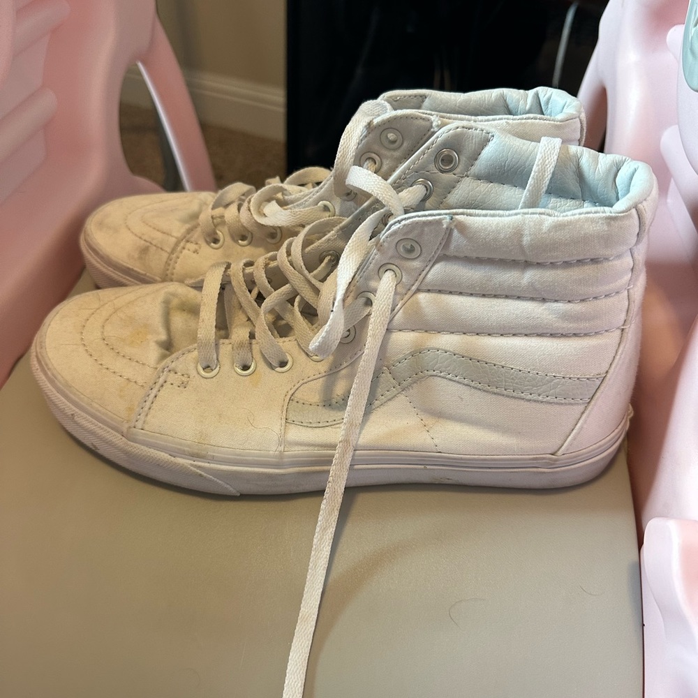 Vans high-top vintage. White size 9.5